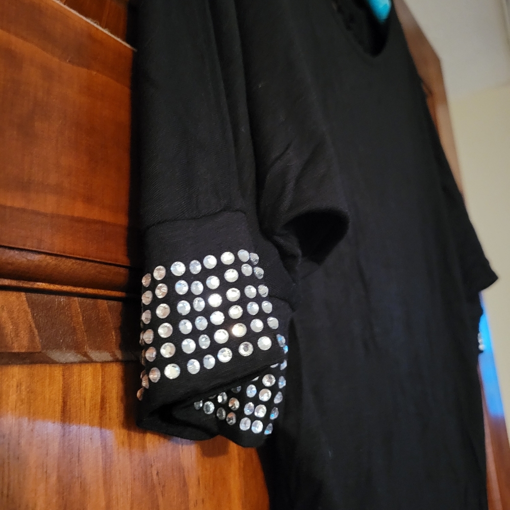 Embellished Top. - Picture 2 of 3